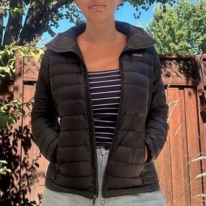 Women's Patagonia Black Hooded Down Jacket